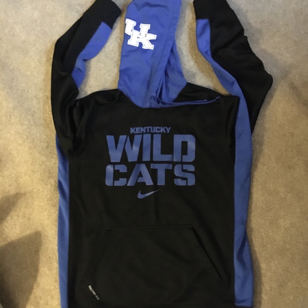 Kentucky Wildcats Hoodie (Therma Fit - Medium)
